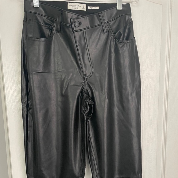 NWT Abercrombie leather pants - Picture 1 of 4